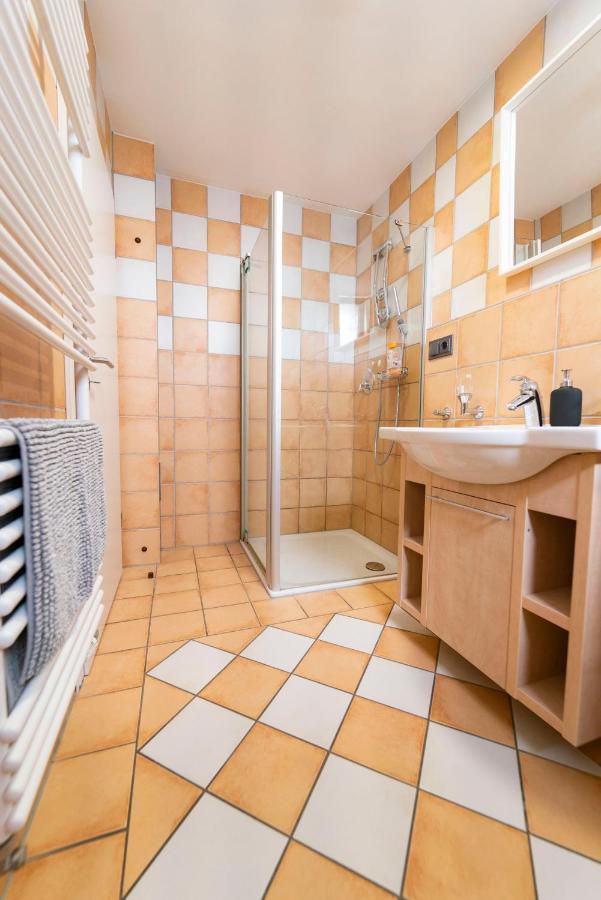 North Loop Rooms Adenau Luaran gambar
